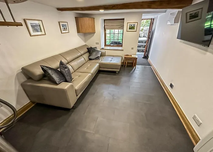 Three Peak Cottage