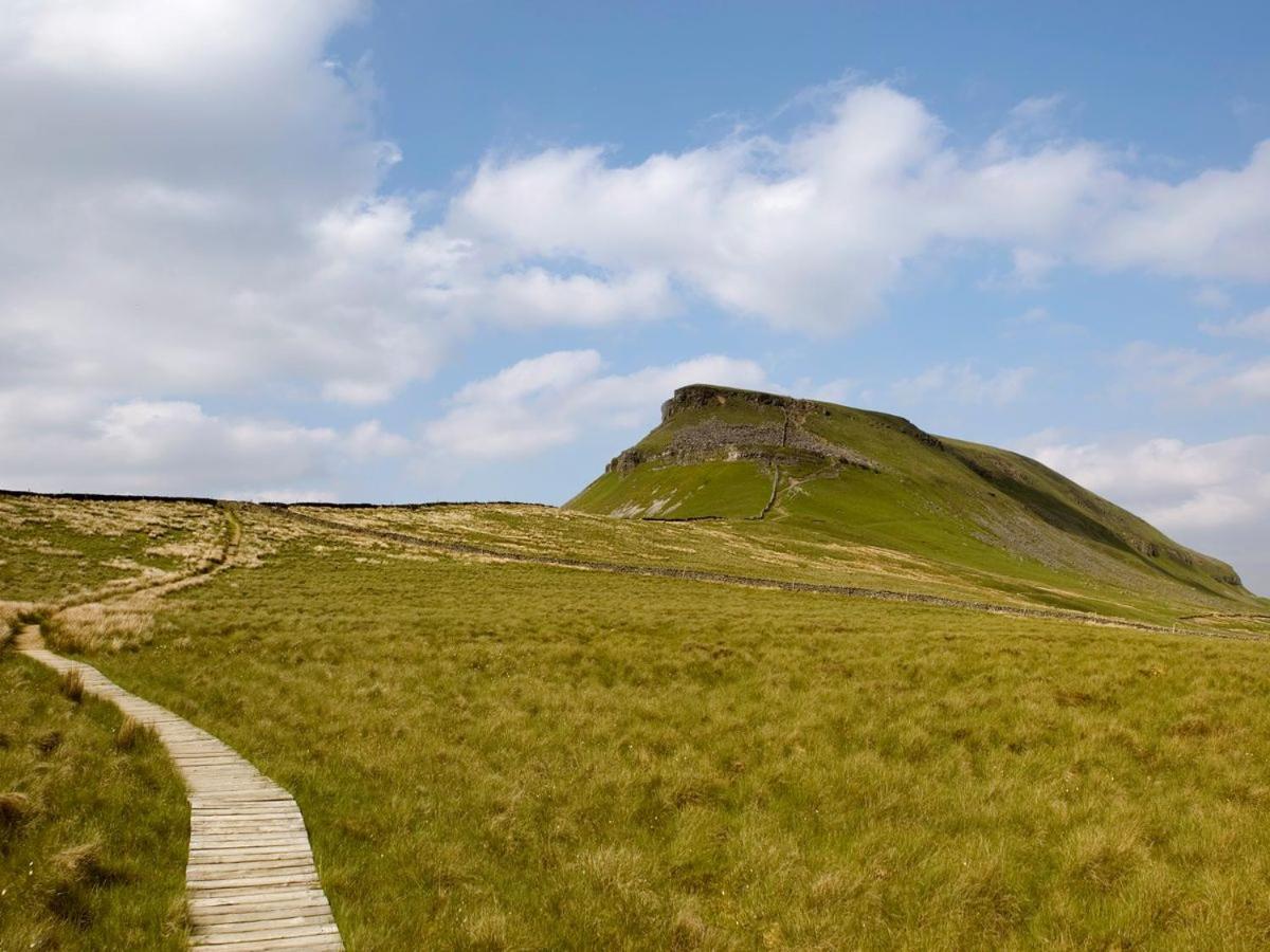 Three Peak Horton in Ribblesdale